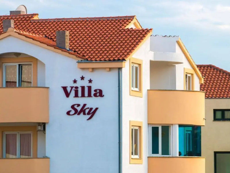Villa Sky