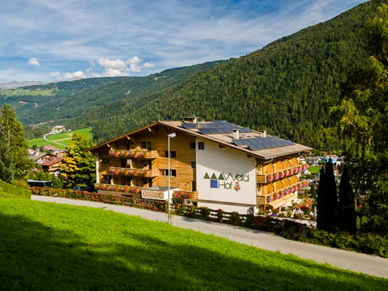 Waldhof Ferienhotel