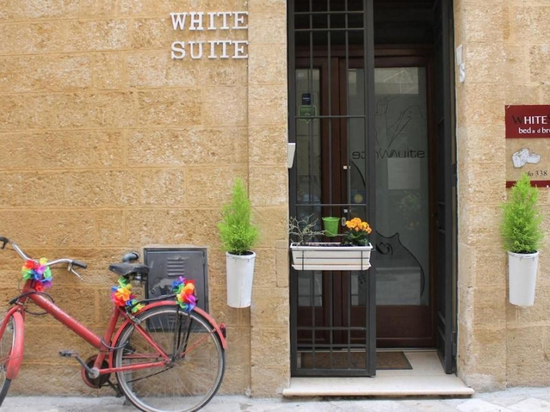 White Suite B&B