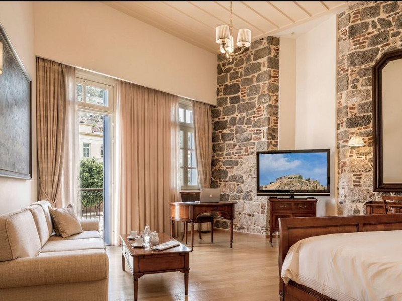 Xenon Inn