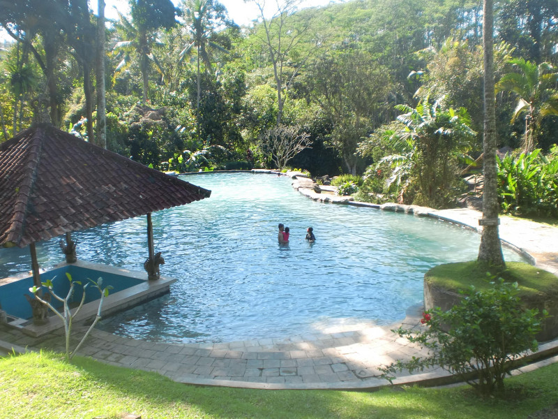 Yeh Panes Resort